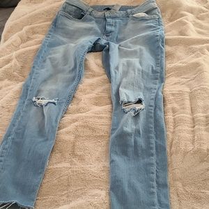Divided skinny distressed jeans 10